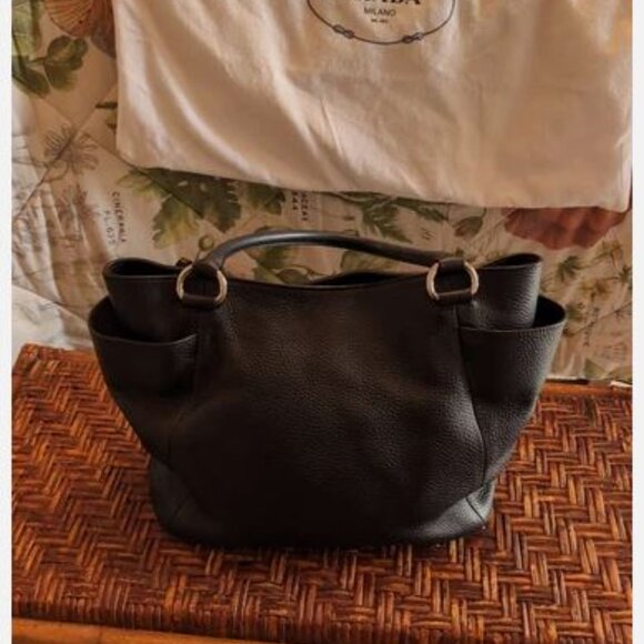 NWOT PRADA VITELLO DAINO LEATHER BAG WITH CROSSBODY STRAP - Picture 9 of 13